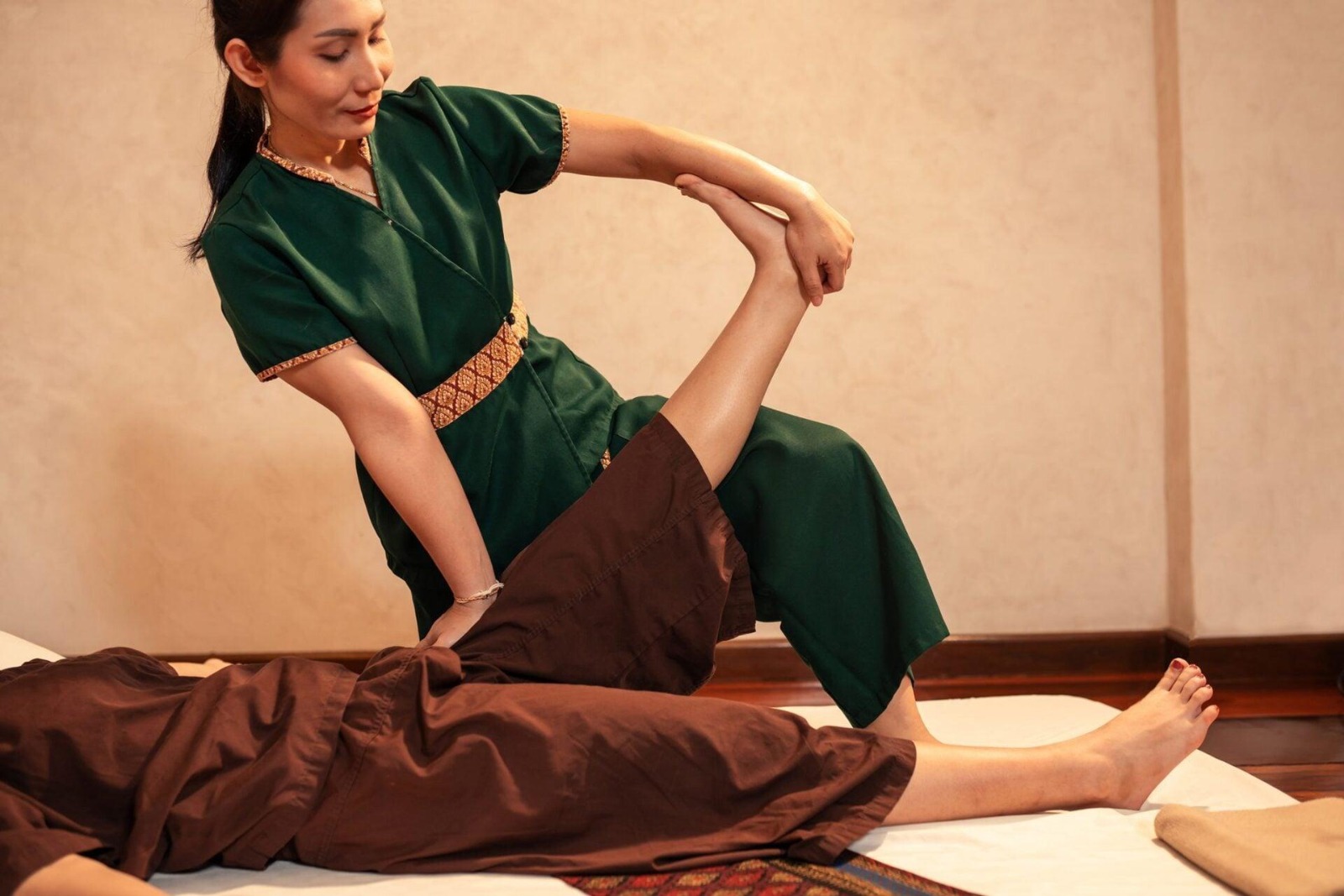 thai massage pallikaranai chennai
